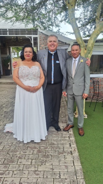 Wedding ceremony by Dr. Gerrit Rademeyer in Eshowe