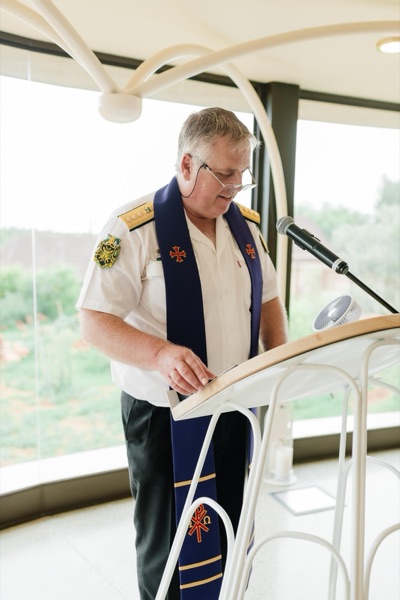 Wedding ceremony by Dr. Gerrit Rademeyer in Eshowe