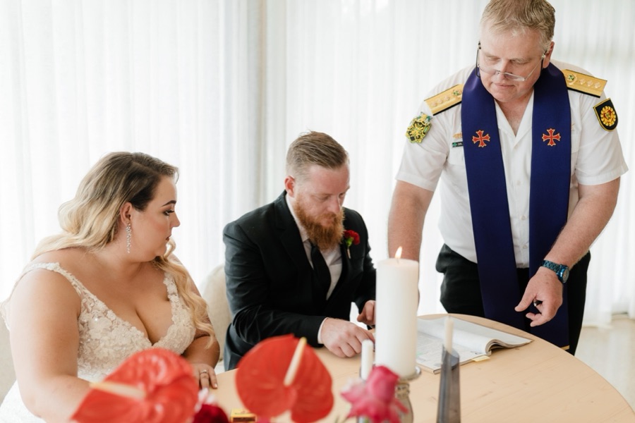 Wedding ceremony by Dr. Gerrit Rademeyer in Eshowe